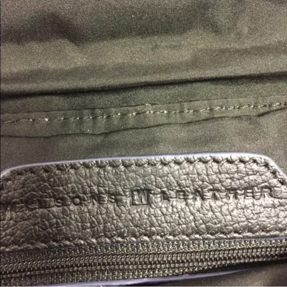 Wilson Leather Black Magnetic Snap Baguette - Picture 3 of 4